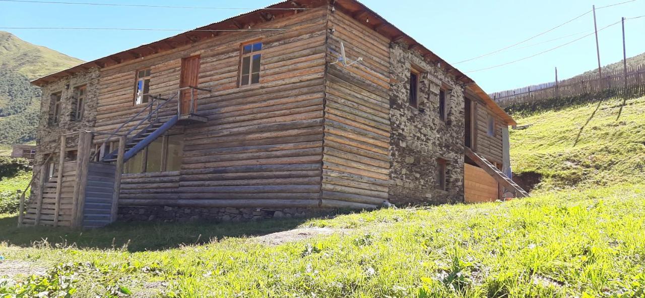 Guesthouse Svanuri Sakhli Ushguli Exterior photo